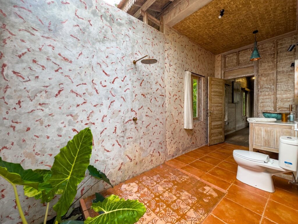 IMG_9993 Downstairs Bathroom 2